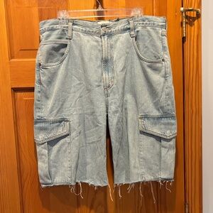 Agolde Women's Minka Cargo Light Wash Cut Off Jean Shorts - Upcycled Size 32
